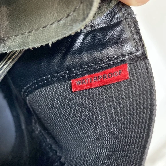 Sorel Women's Boots in Olive and Black - Picture 8 of 9